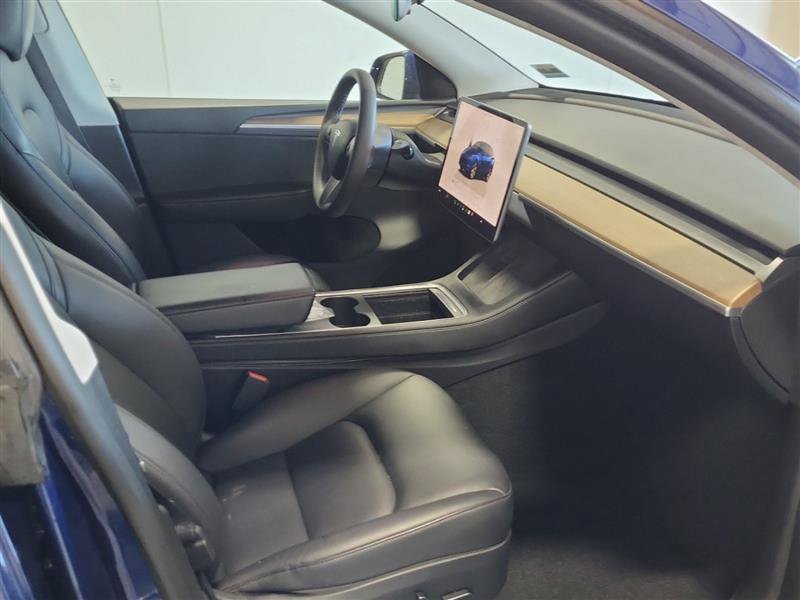 Used 2023 Tesla Model Y Long Range AWD/4WD image 4