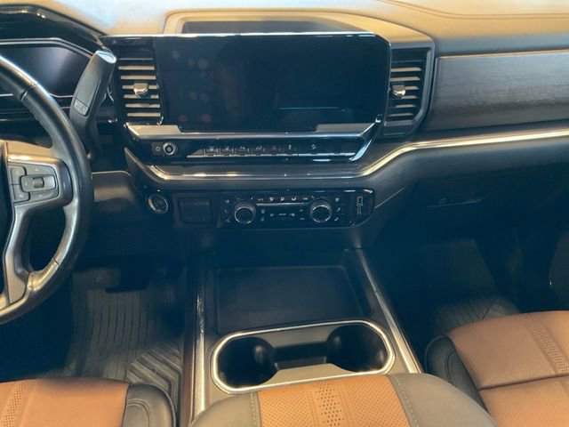 Used 2024 Chevrolet Silverado 3500 High Country w/ Technology Package image 11