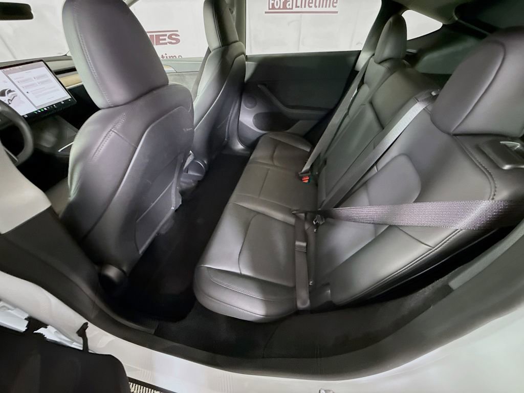 Used 2024 Tesla Model Y Long Range image 26