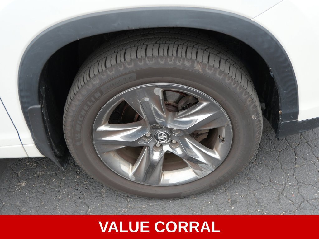 Used 2019 Toyota Highlander Limited Platinum AWD/4WD image 8