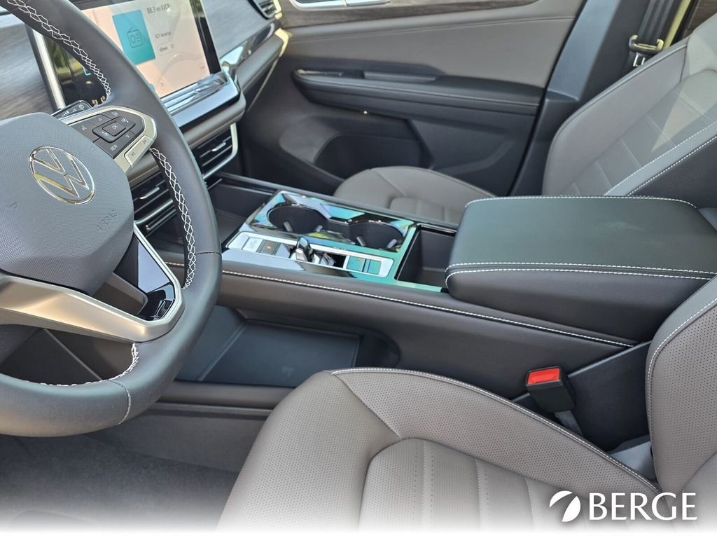 New 2026 Volkswagen Atlas SEL image 13