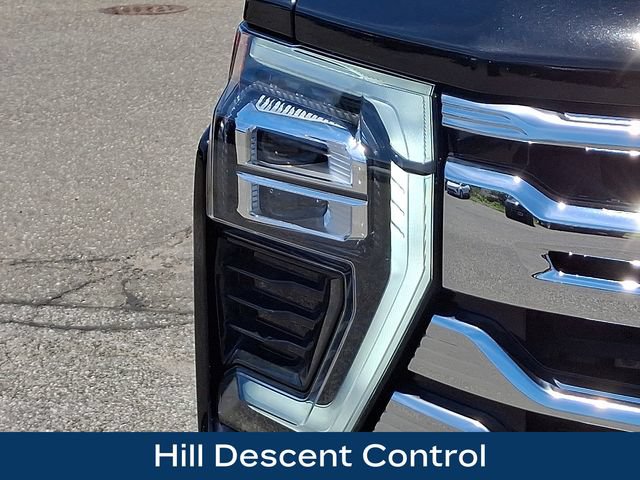Used 2024 Chevrolet Silverado 2500 High Country w/ High Country Premium Package AWD/4WD image 30