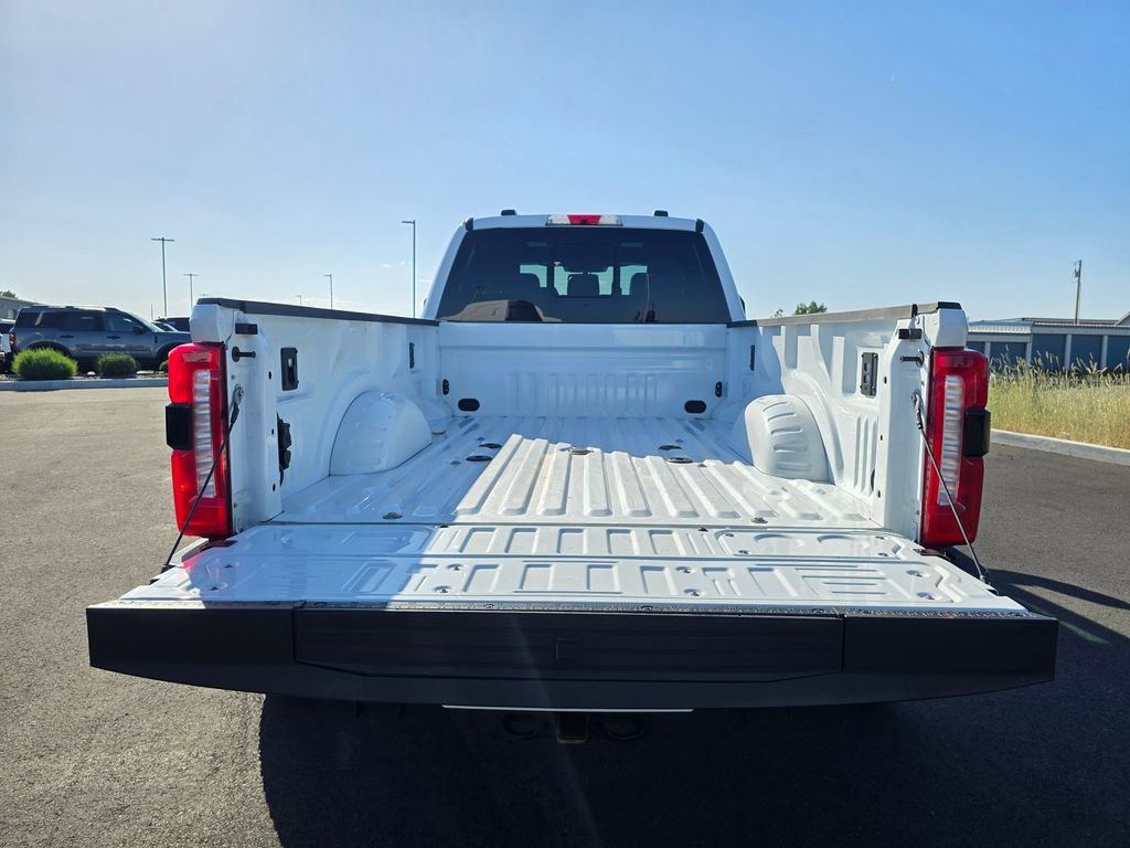 Used 2026 Ford F350 Lariat w/ Lariat Premium Package AWD/4WD image 36