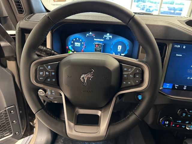 New 2026 Ford Bronco Outer Banks w/ Sasquatch Package AWD/4WD image 11