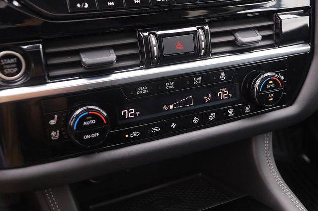 Used 2024 Nissan Pathfinder Platinum image 20