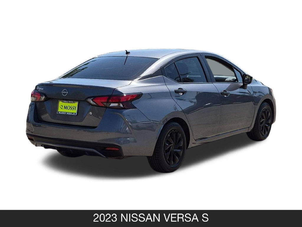 Used 2023 Nissan Versa S FWD image 9