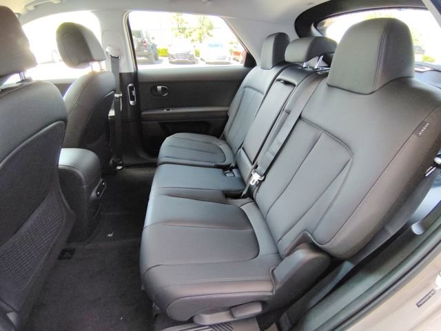 New 2025 Hyundai Ioniq 5 SEL image 24