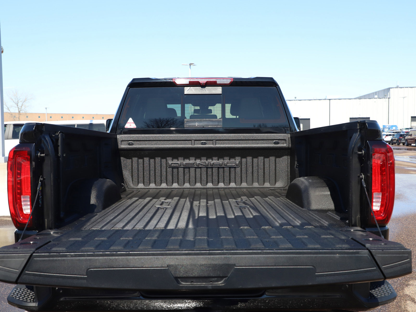 Used 2022 GMC Sierra 3500 Denali image 15