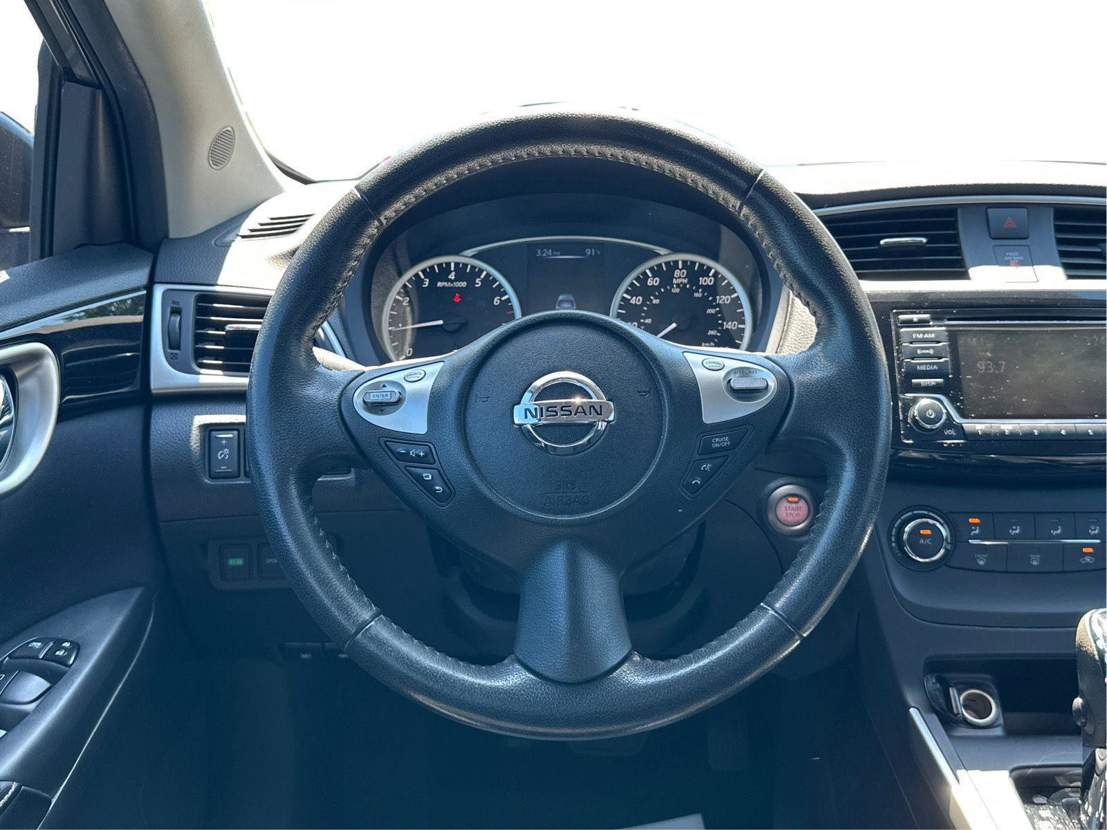 Used 2016 Nissan Sentra SV w/ Style Package FWD image 14