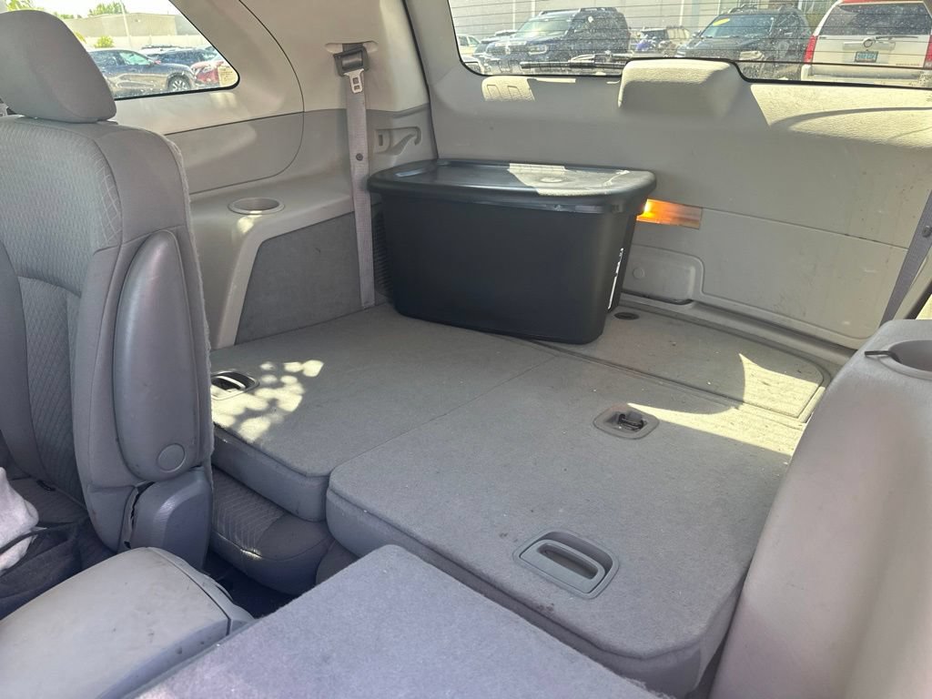 Used 2007 Chrysler Pacifica Touring w/ Cargo Convenience Group AWD/4WD image 13