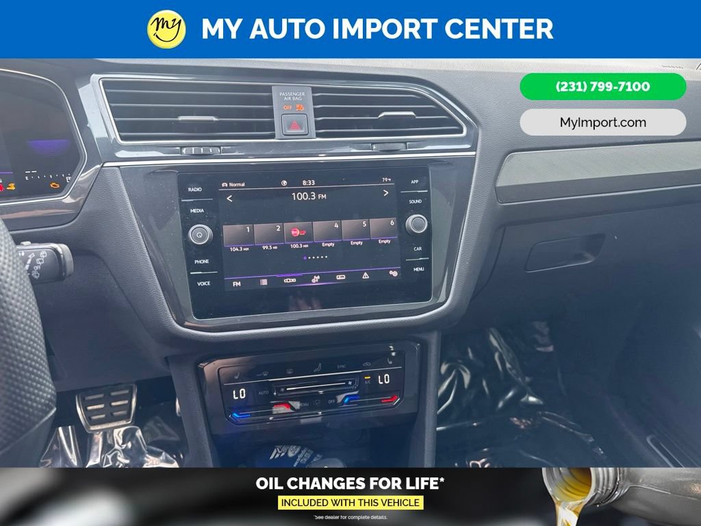 Used 2024 Volkswagen Tiguan SE R-Line AWD/4WD image 10