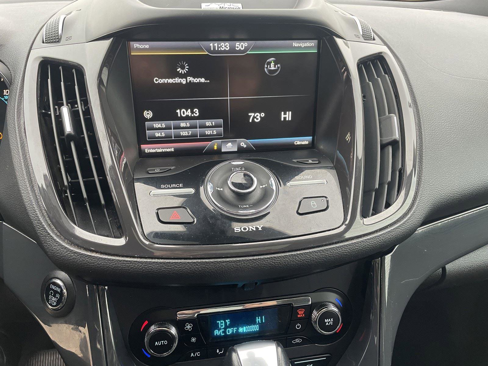 Used 2013 Ford Escape Titanium w/ Class II Trailer Tow Pkg image 18