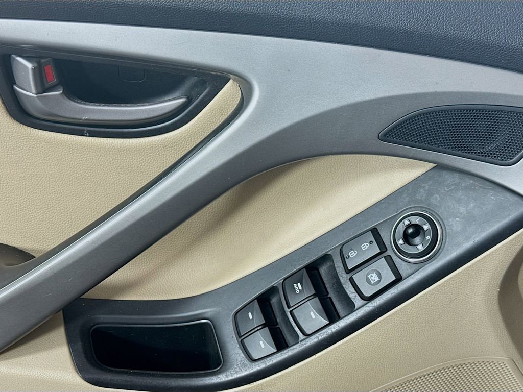 Used 2014 Hyundai Elantra Sport image 20