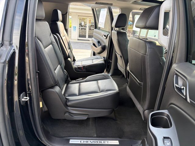 Used 2017 Chevrolet Suburban Premier AWD/4WD image 24
