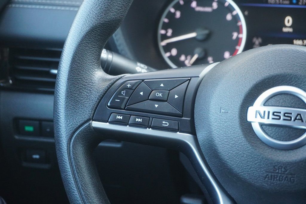 Used 2023 Nissan Sentra SV image 14