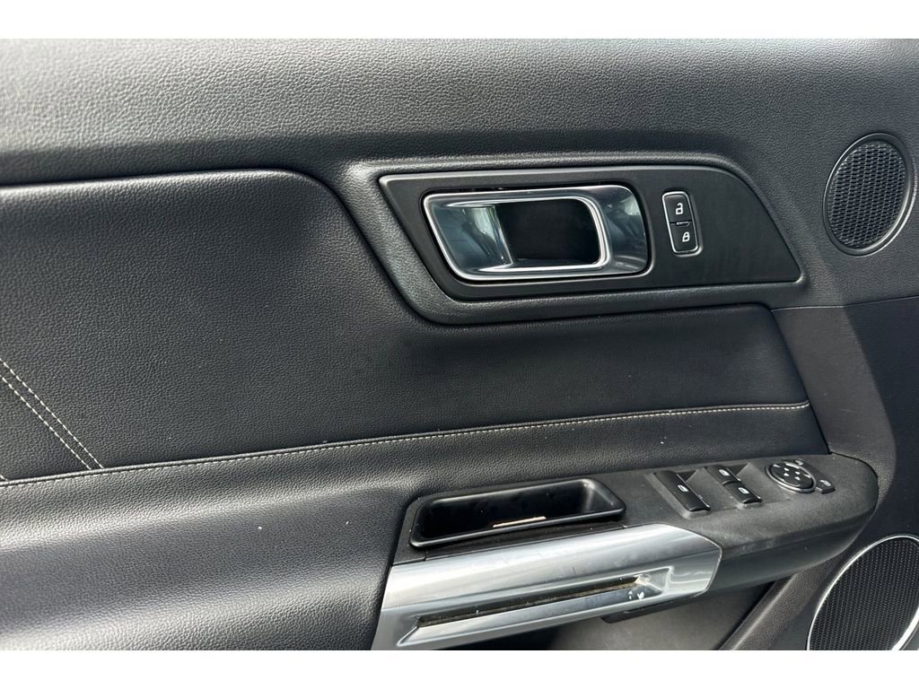 Used 2019 Ford Mustang Premium image 11