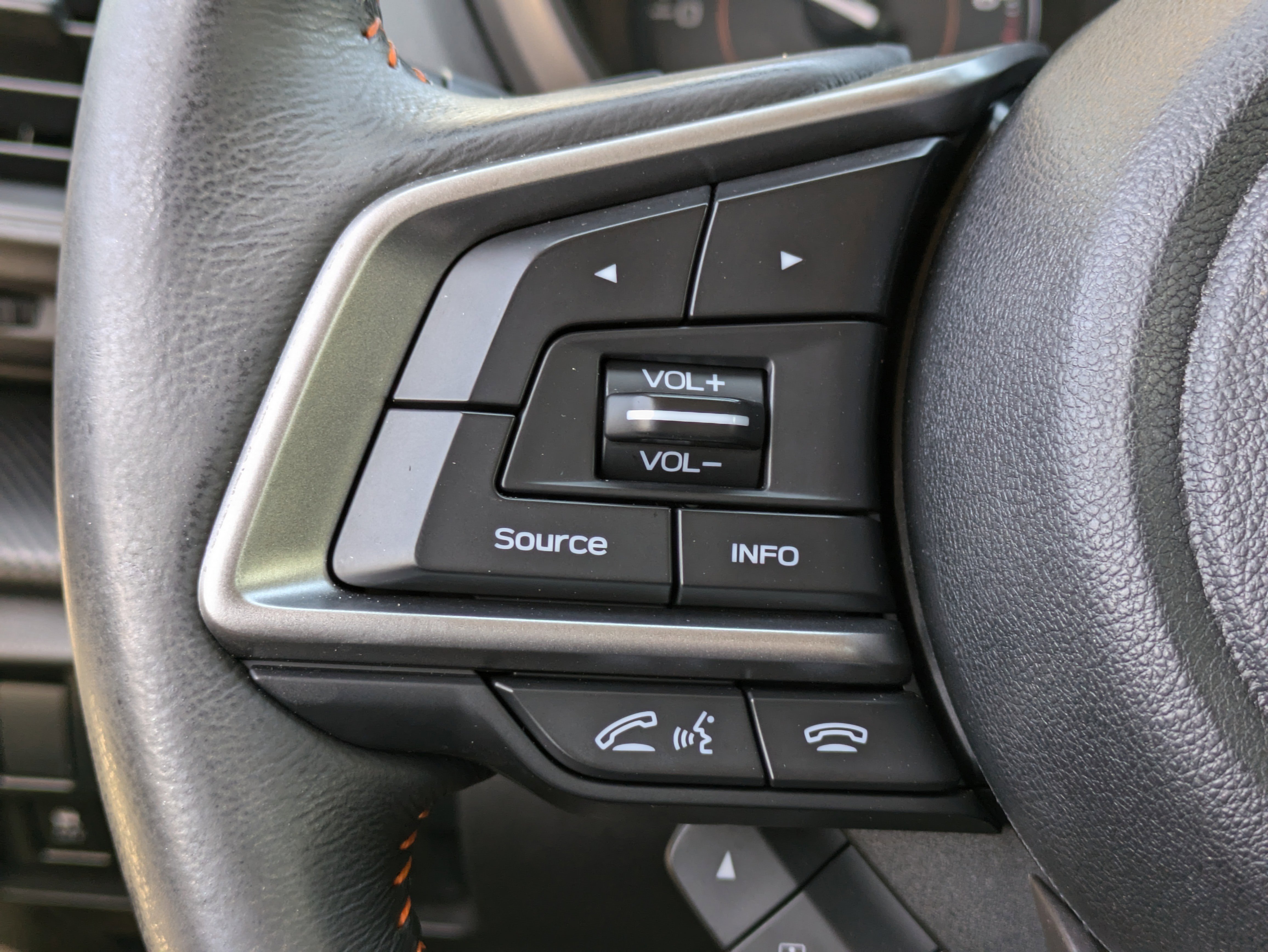 Used 2020 Subaru Crosstrek 2.0i Premium w/ Moonroof Package 2 image 23