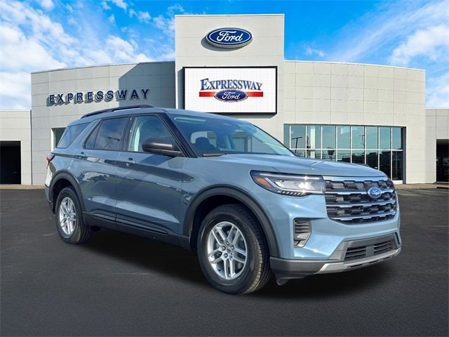 New 2026 Ford Explorer Active image 4