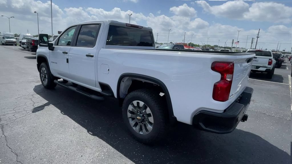 New 2026 Chevrolet Silverado 2500 Custom w/ Custom Value Package AWD/4WD image 8