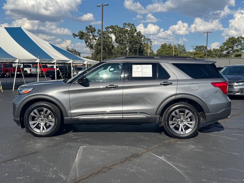 Certified 2023 Ford Explorer XLT w/ Equipment Group 202A AWD/4WD image 29