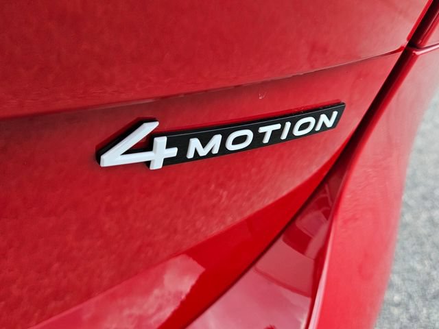 New 2025 Volkswagen ID. Buzz Pro S Plus AWD/4WD image 12
