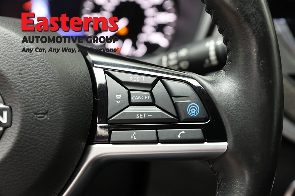 Used 2023 Nissan Altima 2.5 SV w/ SV Premium Package AWD/4WD image 16
