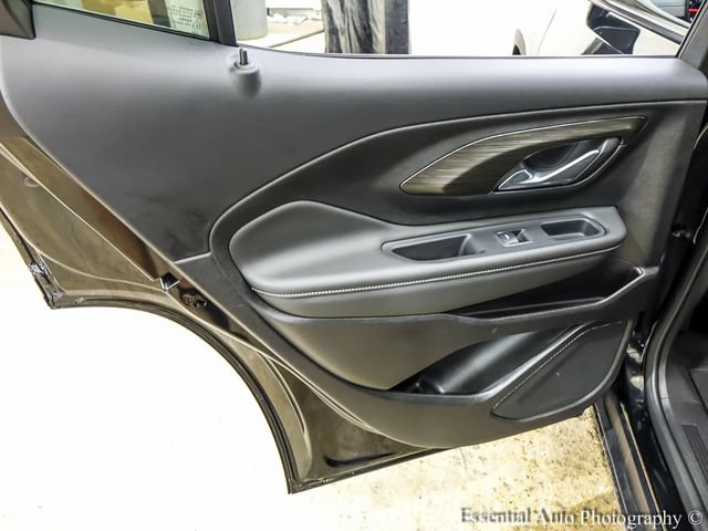 Used 2024 GMC Terrain SLE FWD image 20