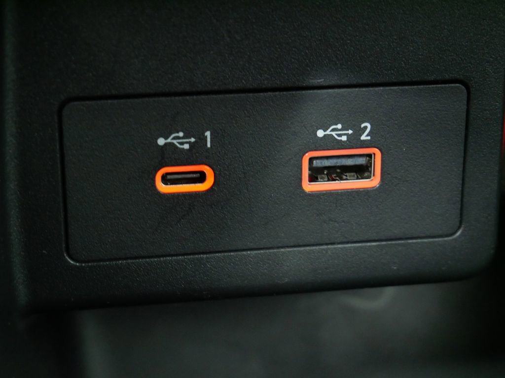 Used 2022 Nissan Kicks SV image 32