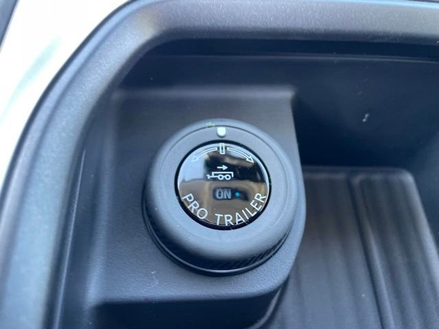 New 2026 Ford Expedition Active image 16