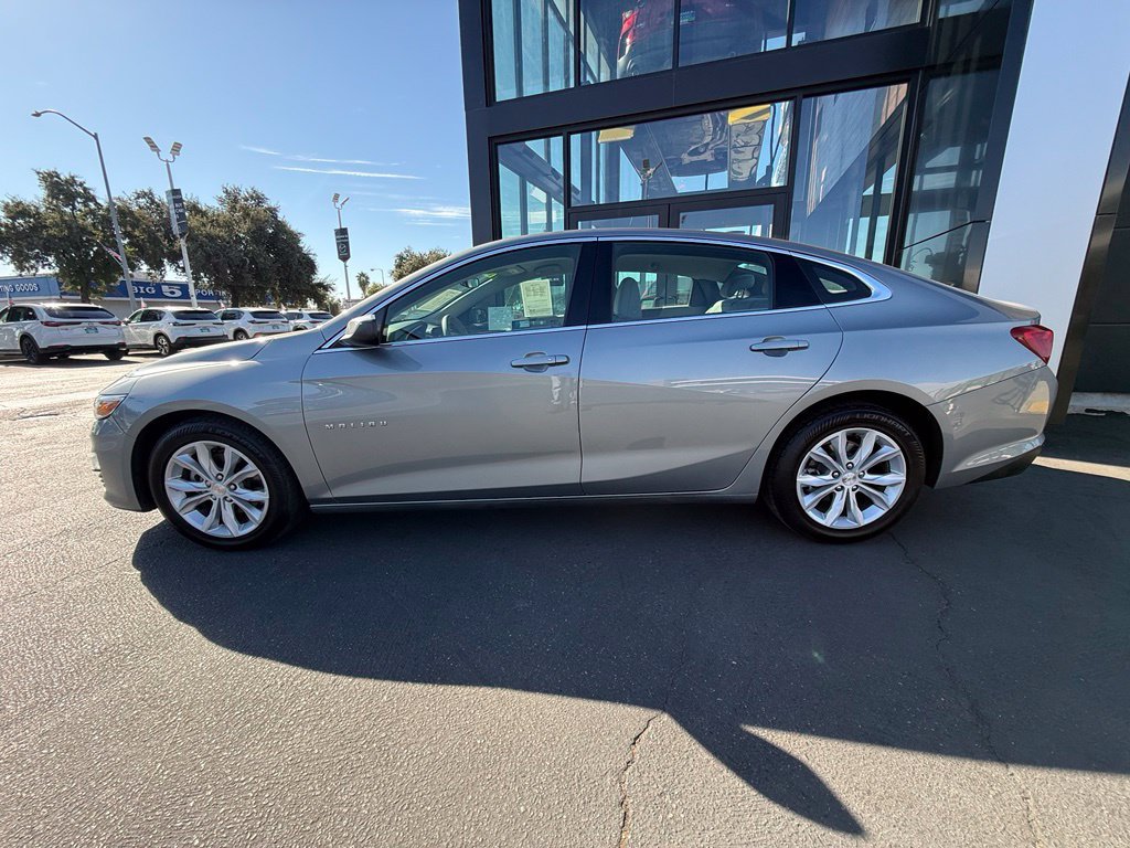 Used 2024 Chevrolet Malibu LT FWD image 7