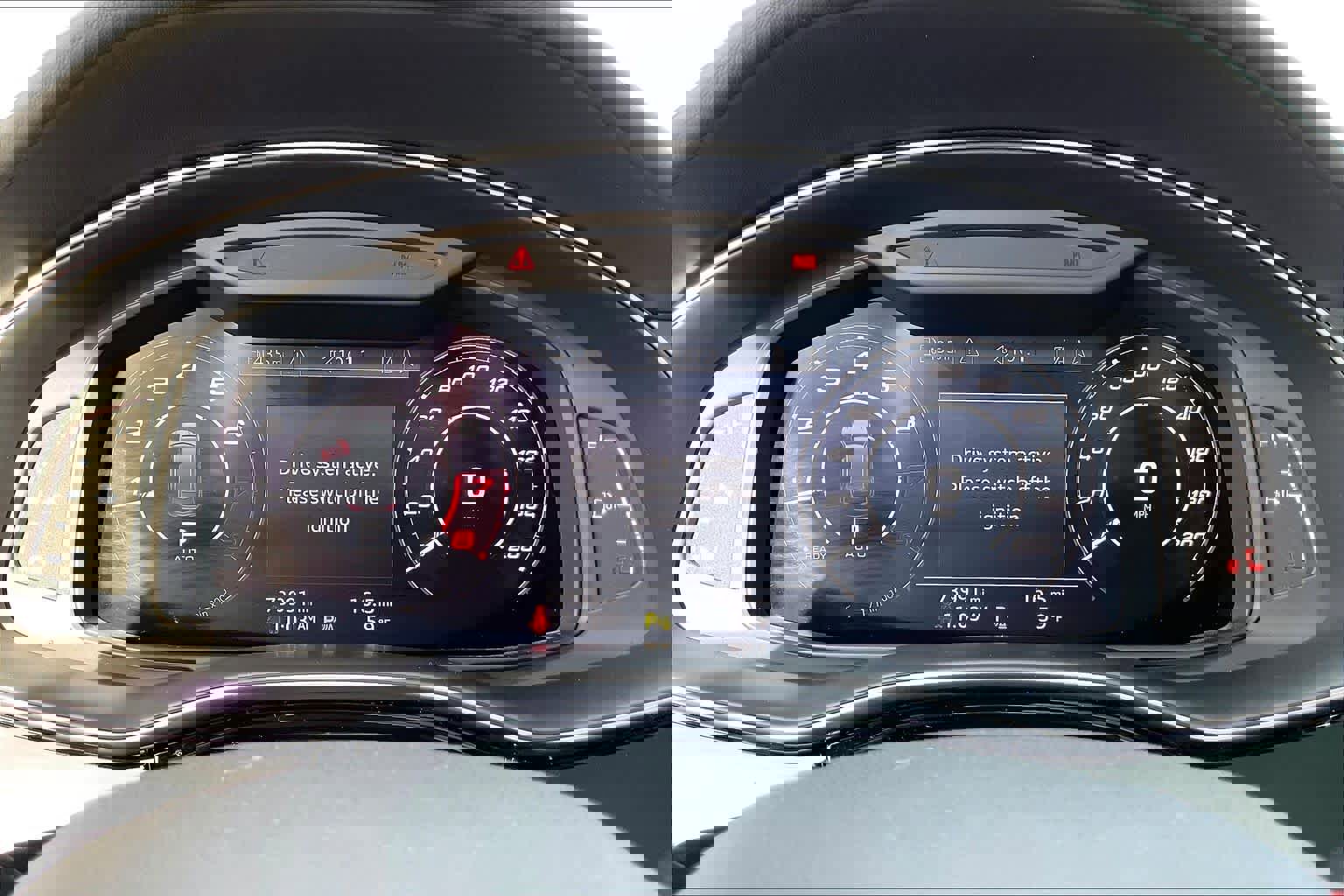 Used 2020 Audi RS Q8 w/ Carbon Optic Package image 22