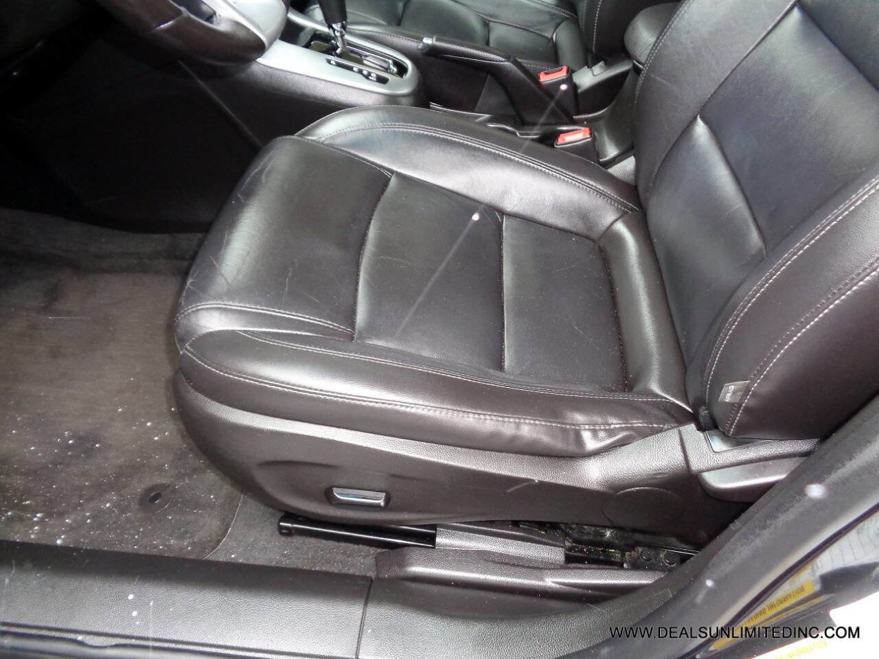 Used 2016 Chevrolet Cruze LTZ image 8