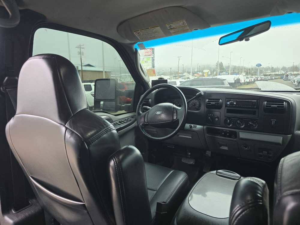 Used 2005 Ford F250 XL AWD/4WD image 11