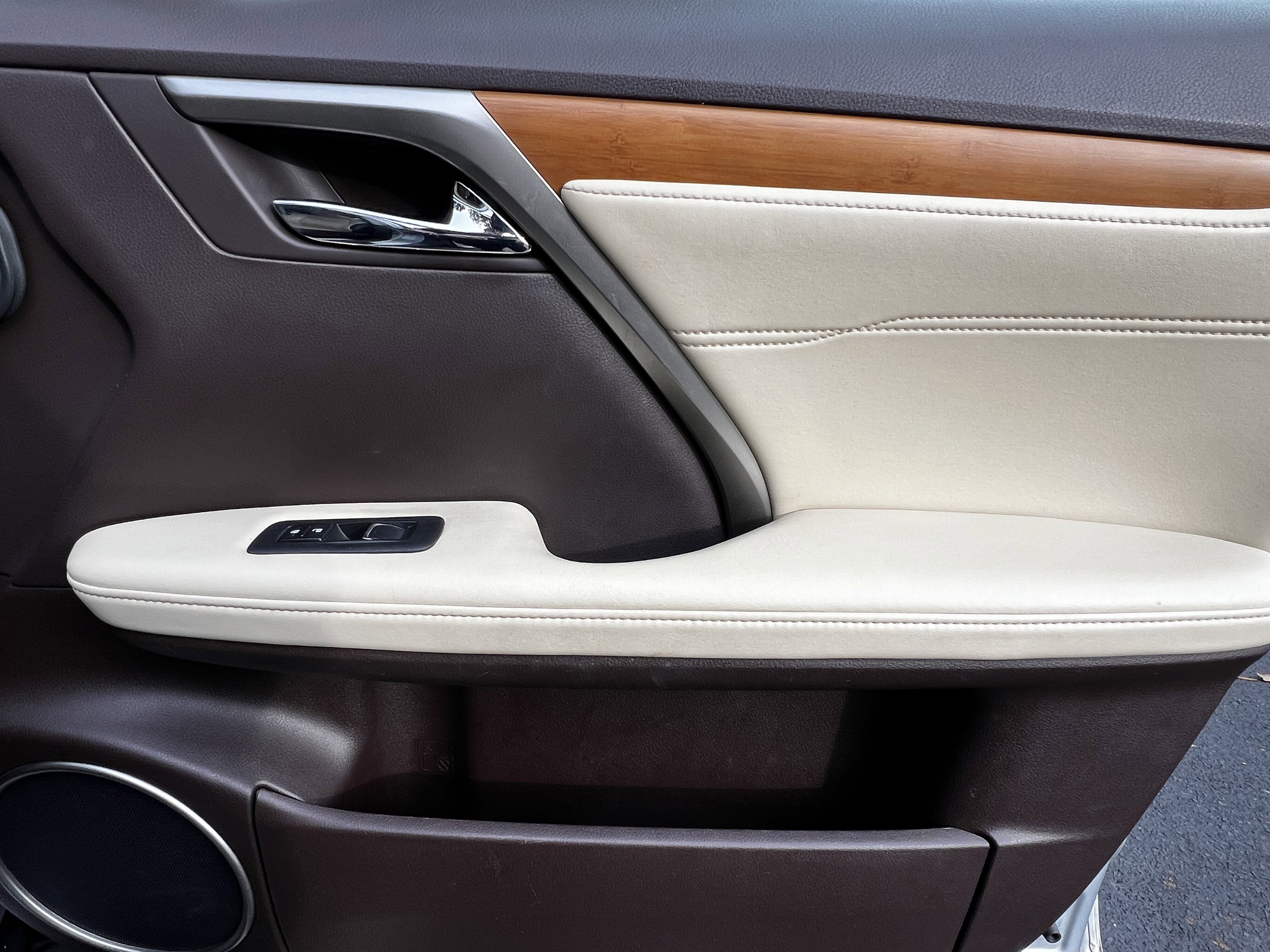 Used 2019 Lexus RX 350 AWD w/ Navigation Package image 43