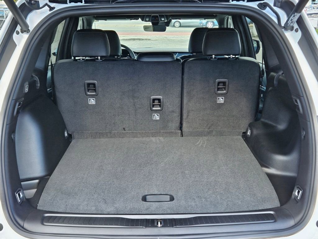 New 2025 Jeep Grand Cherokee Limited image 28