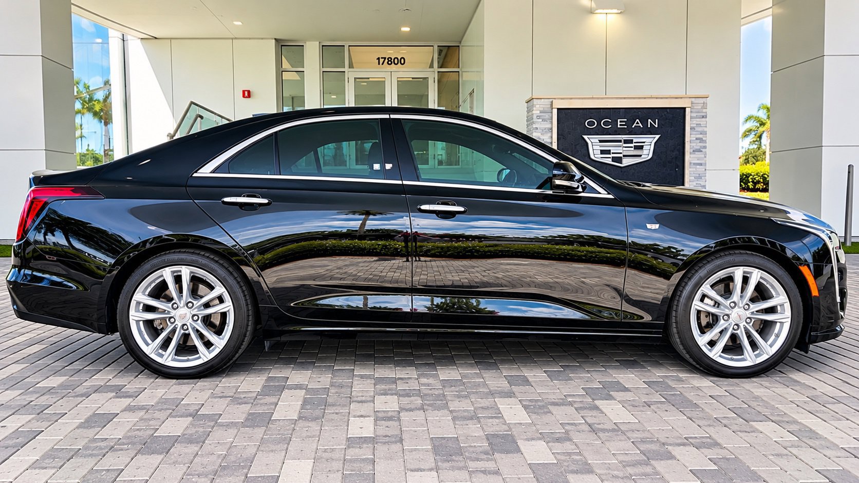 Certified 2024 Cadillac CT4 Luxury RWD image 7