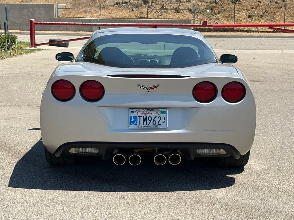 Used 2007 Chevrolet Corvette Coupe RWD image 10
