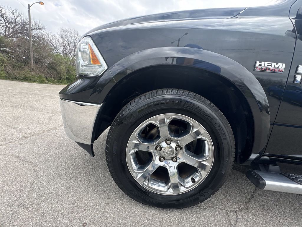 Used 2017 RAM 1500 Laramie w/ Convenience Group image 18