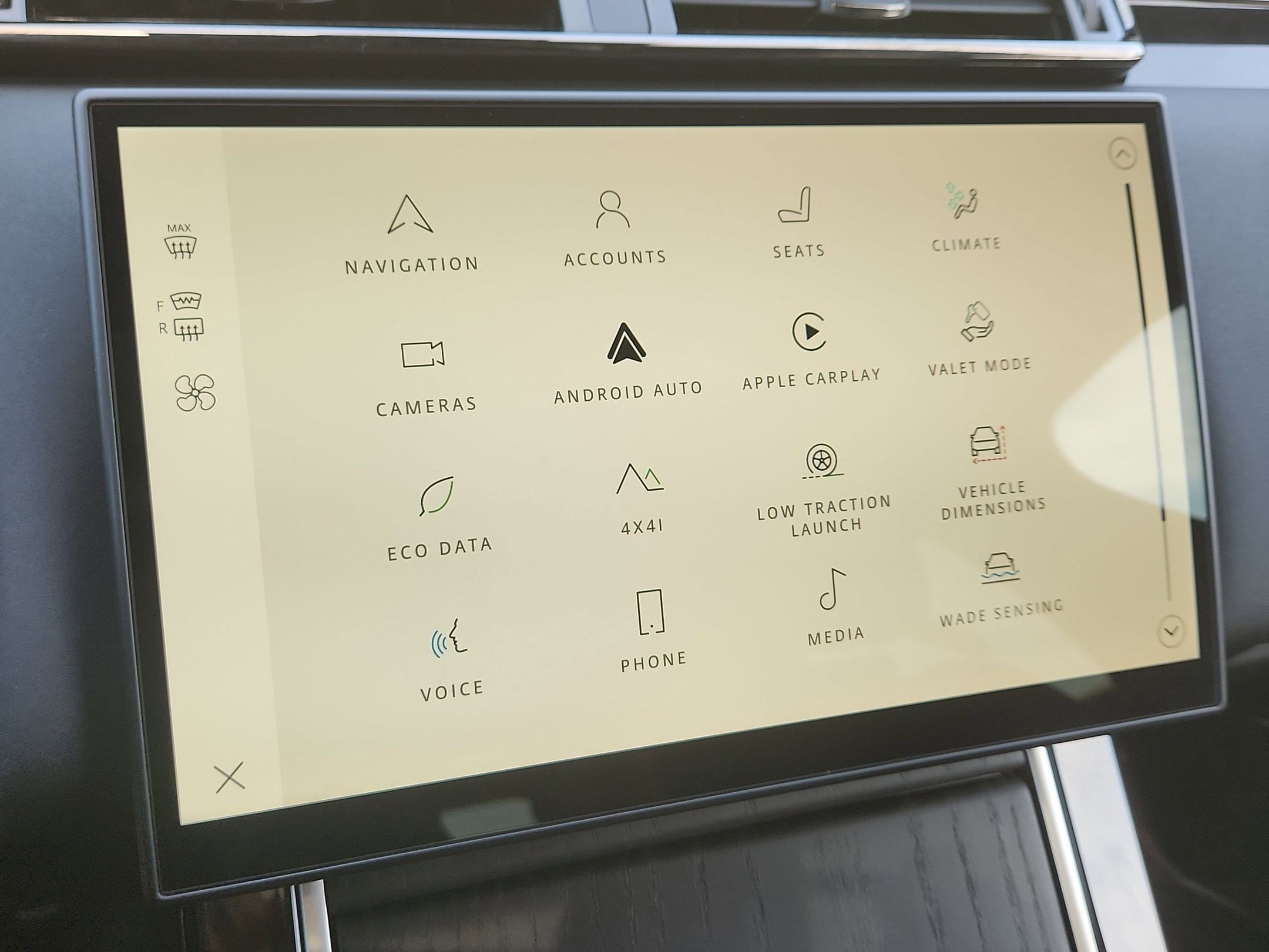 Certified 2026 Land Rover Range Rover Velar S AWD/4WD image 27