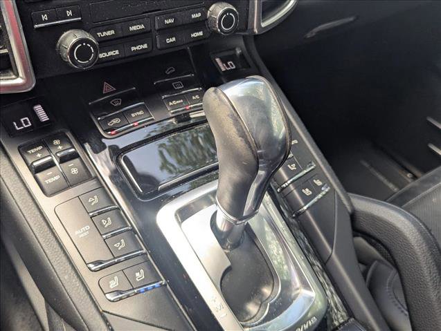 Used 2018 Porsche Cayenne S image 5