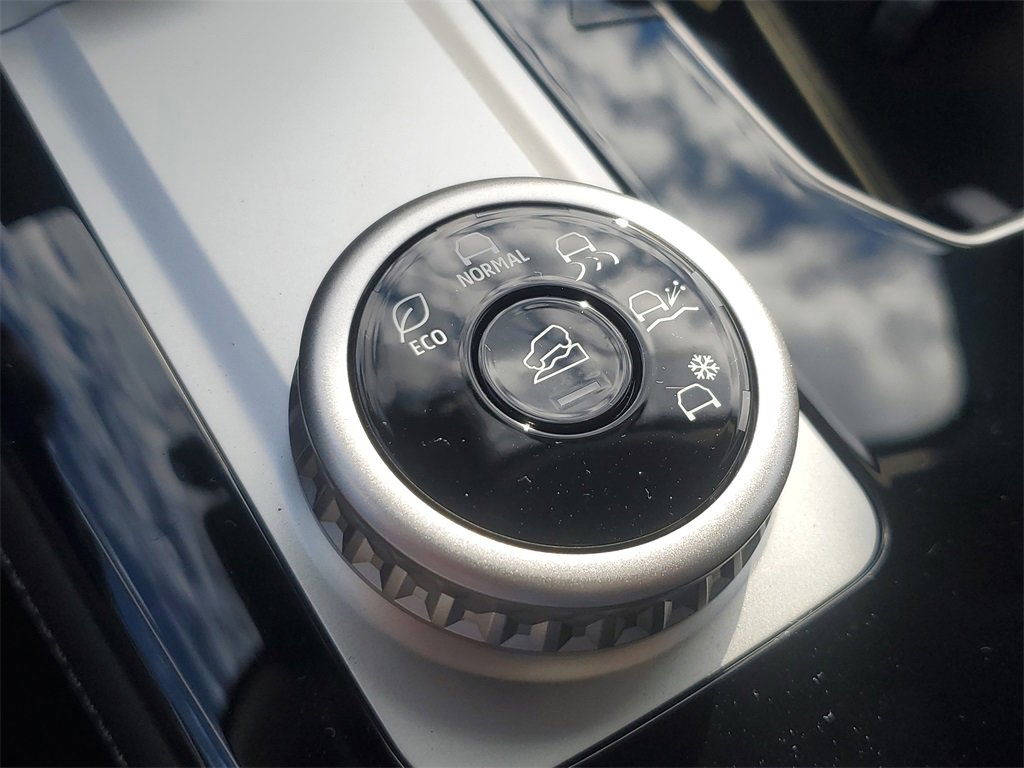 New 2026 Mitsubishi Outlander ES image 29