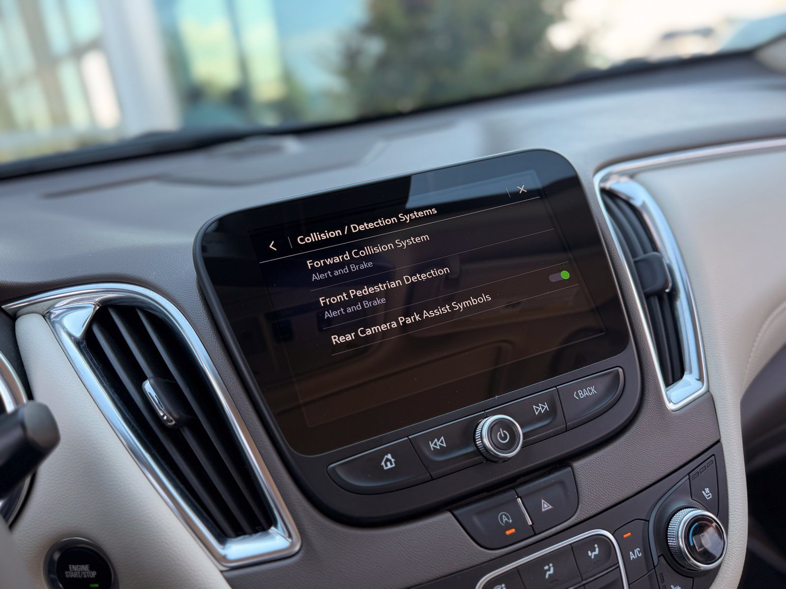 Used 2024 Chevrolet Malibu LT FWD image 36