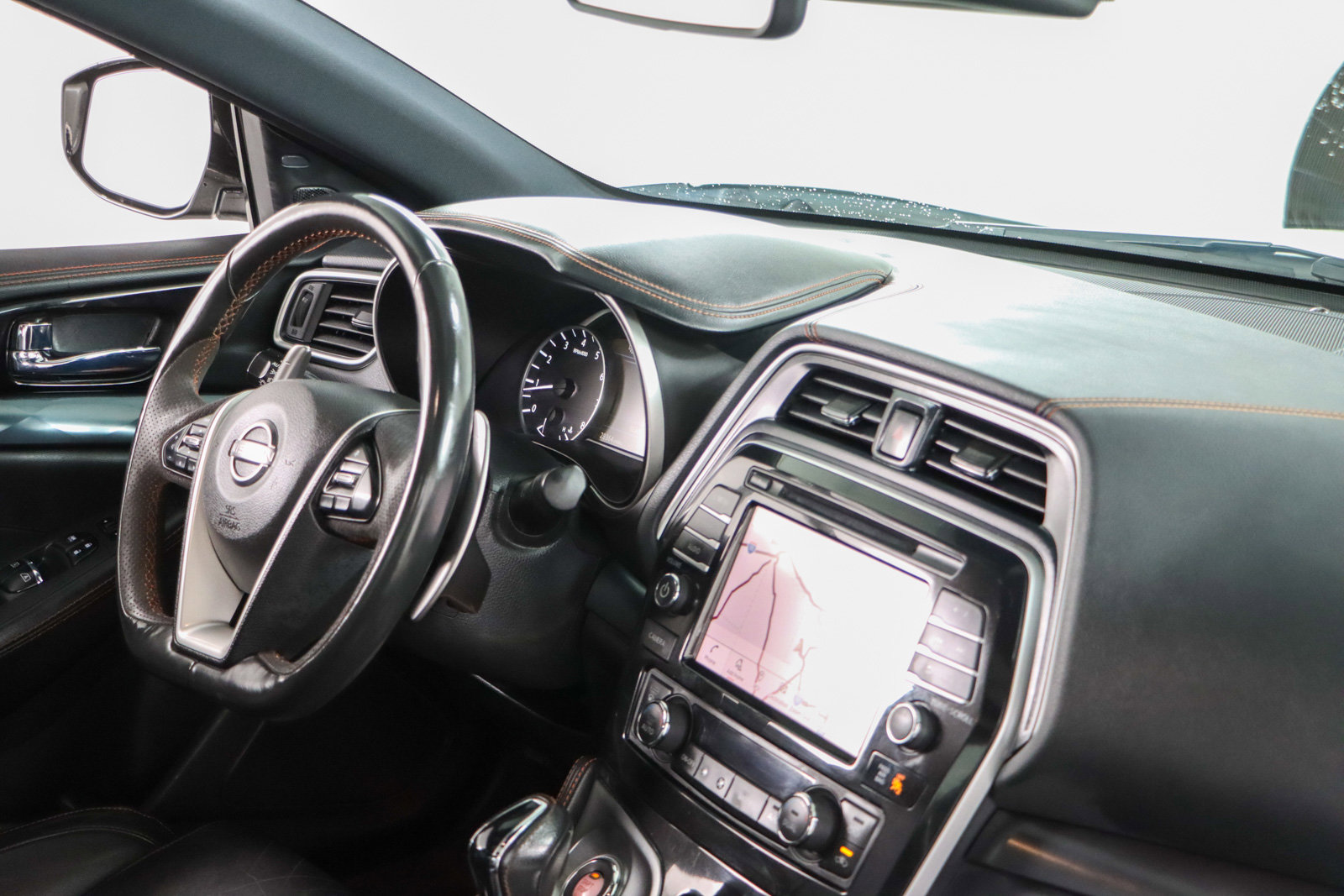 Used 2023 Nissan Maxima SR w/ Sport Mat Group FWD image 27