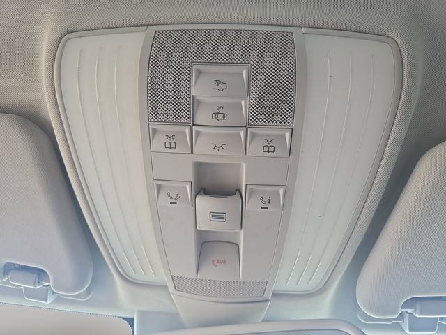 Used 2016 Mercedes-Benz E 350 Sedan image 28