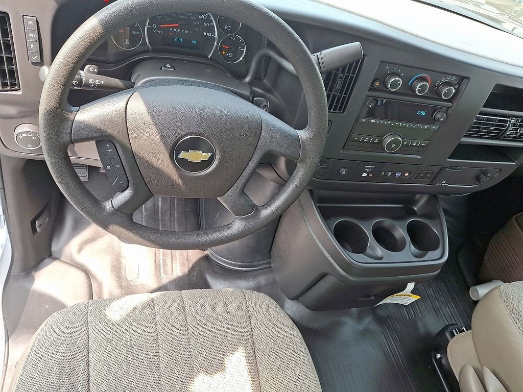 New 2025 Chevrolet Express 3500 w/ Driver Convenience Package image 6