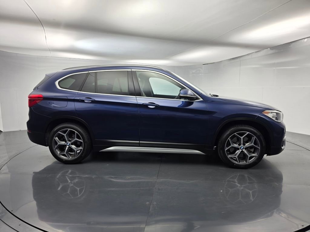 Used 2019 BMW X1 xDrive28i w/ Convenience Package image 3