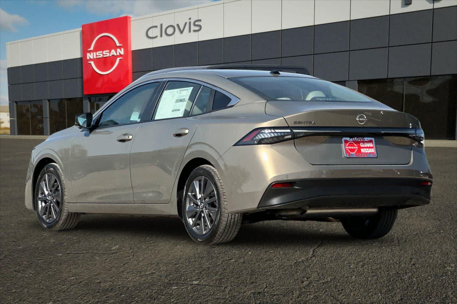 New 2027 Nissan Sentra SL FWD image 7