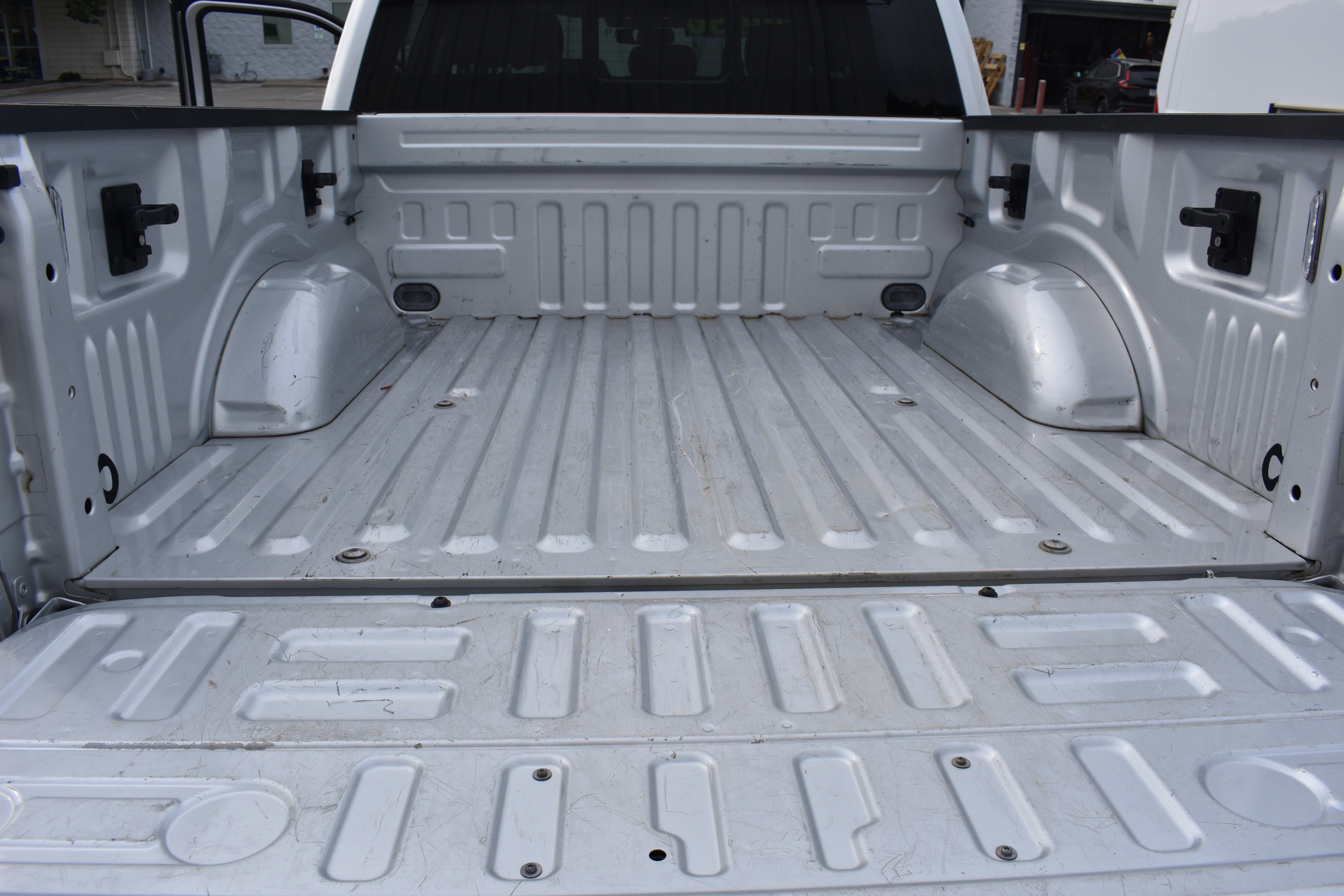 Used 2018 Ford F150 XLT w/ Equipment Group 302A Luxury image 29