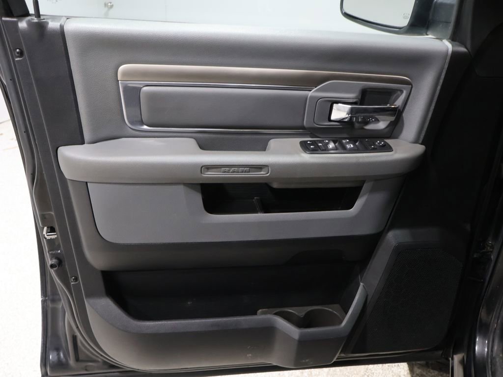 Used 2019 RAM 1500 Classic Warlock image 13