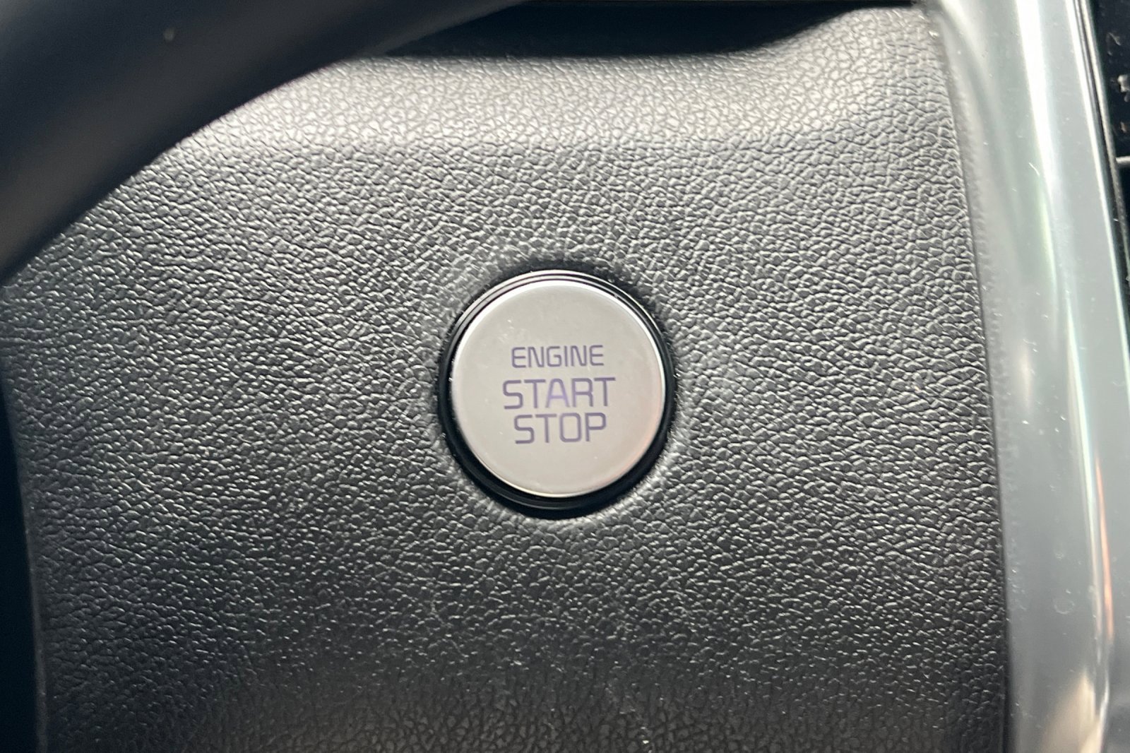 Certified 2022 Kia Sorento SX image 34